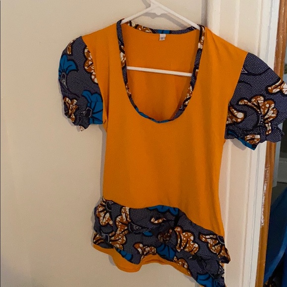 Top - Picture 2 of 2